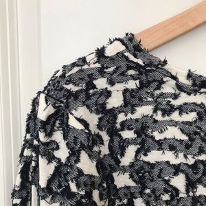 LOFT - Textured Light Weight Sweater (L)